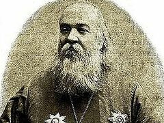 Литию на могиле первого протопресвитера военного духовенства Российской Империи совершил архиепископ Максимилиан