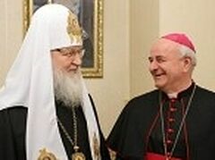 Патриарх Кирилл принял председателя Папского совета по делам семьи