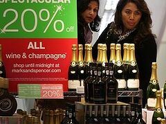 В британской торговой сети кассиры-мусульмане получили право не обслуживать покупателей алкоголя