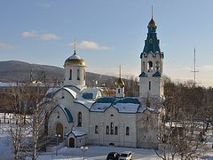 Gunman kills two in church off Russia's eastern coast