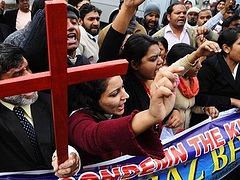  Pakistani authorities confiscate 10 properties from Christians
