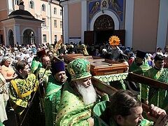 В Томске прошел крестный ход с мощами св. прав. старца Феодора