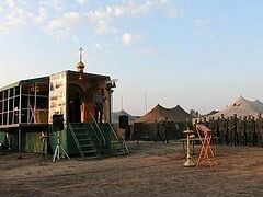 Для курских военных установили передвижную церковь