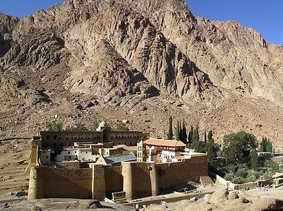 СМИ: Бедуины Синая напали на монастырь святой Екатерины и обложили его данью