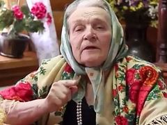 Funny and Touching: A Russian Grandma's Advice to Obama
