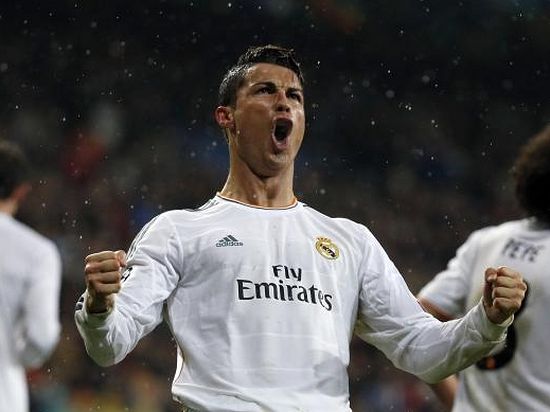 «Реал Мадрид» убрал со своего герба крест – по контракту с банком