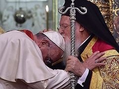 Папа Римский и Константинопольский патриарх «подтвердили общие намерения и проблемы»