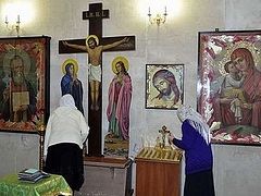 Donbass: community of a destroyed church celebrates its patronal feast