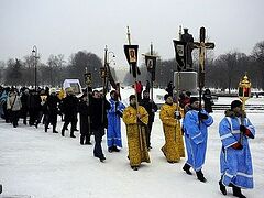 Петербург и Севастополь пройдут крестным ходом за трезвую Русь