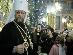 Молдавский митрополит обещает лично крестить каждого 4 ребенка в семье