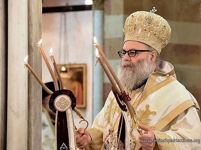 Патриарх Иоанн Х: История пишется победителями, но Свет Христов стирает ее ложь