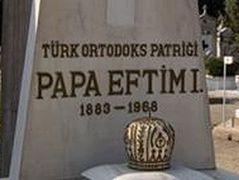 Greeks in Istanbul want graves of three 'patriarchs' out of Orthodox cemetery