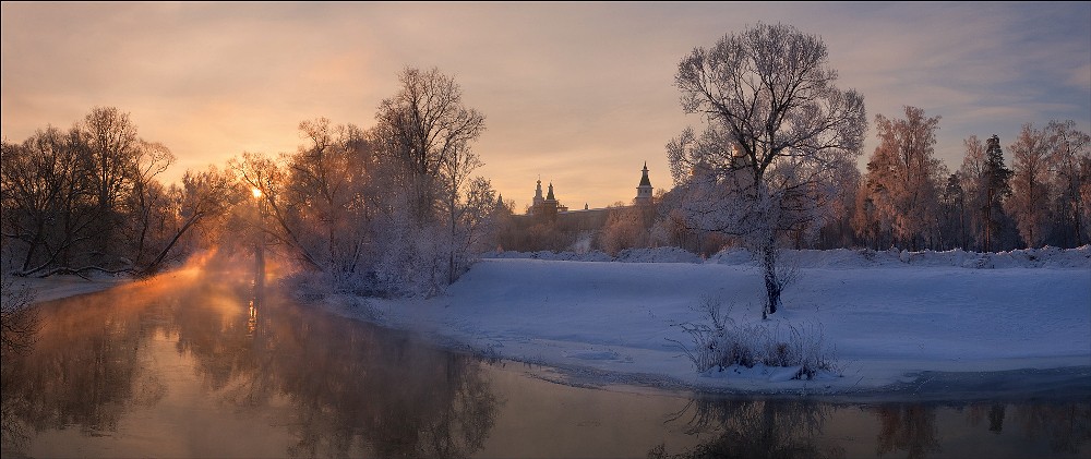 Winter sunrise above the Istra river, the Moscow region