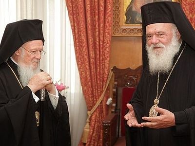 Архиепископ Афинский Иероним испытывает давление со стороны Константинопольского патриархата