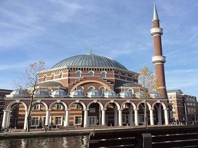 Турки строят в Амстердаме мечеть, которую называют «Святая София»