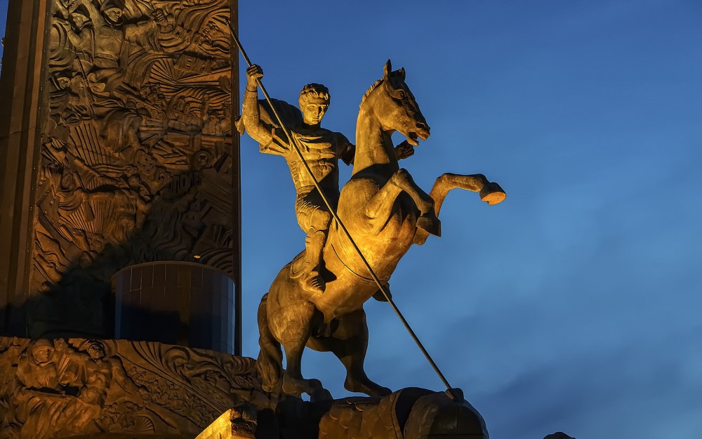 Statue of Great Martyr George, Moscow