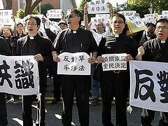 Taiwanese Christians protest legalization of gay marriage