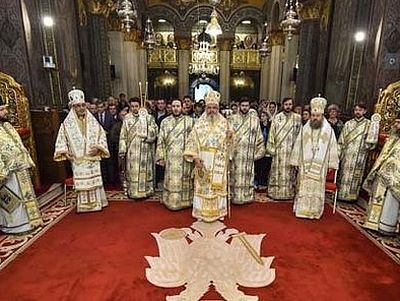Румынский Патриархат: Семья — это исключительно союз мужчины и женщины