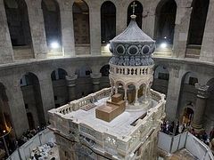  Правка заголовков Заголовок:  Restoration of Holy Sepulchre completed