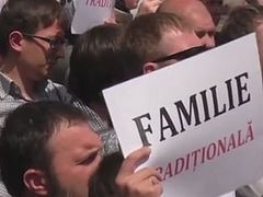 Believers break up LGBT march in Moldova