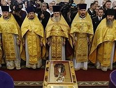 500,000 venerate relics of St. Nicholas in St. Petersburg, nearly 2.5 million overall