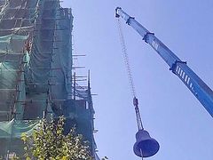 17.5 ton bell installed in Novospassky Monastery bell tower