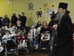Metropolitan Luke of Zaporozhye takes care of special-needs children turned away by “Kiev Patriarchate”