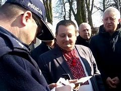Ukrainian schismatics interrupt memorial service at Polish cemetery