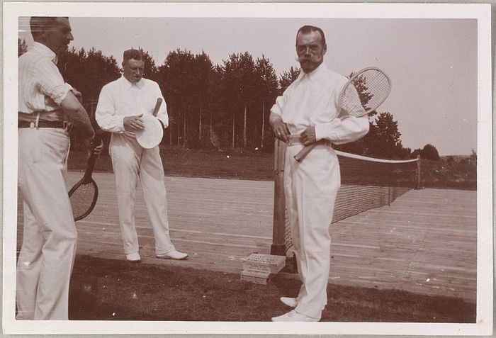 Император Николай Александрович на теннисном корте (1913 г.)