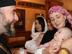 Another 1,000 children baptized by Patriarch Ilia of Georgia