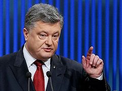 “Poroshenko is tempting Patriarch Bartholomew as the devil did Christ”—UOC press service