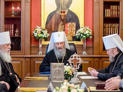 Священный Синод УПЦ: Наш народ может быть разделен надолго, если не навсегда / Православие.Ru