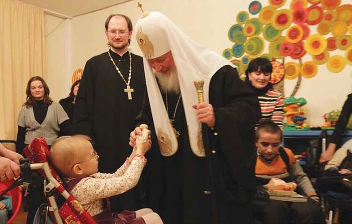 Святейший Патриарх Кирилл в Детском хосписе. Фото: детскийхоспис.рф