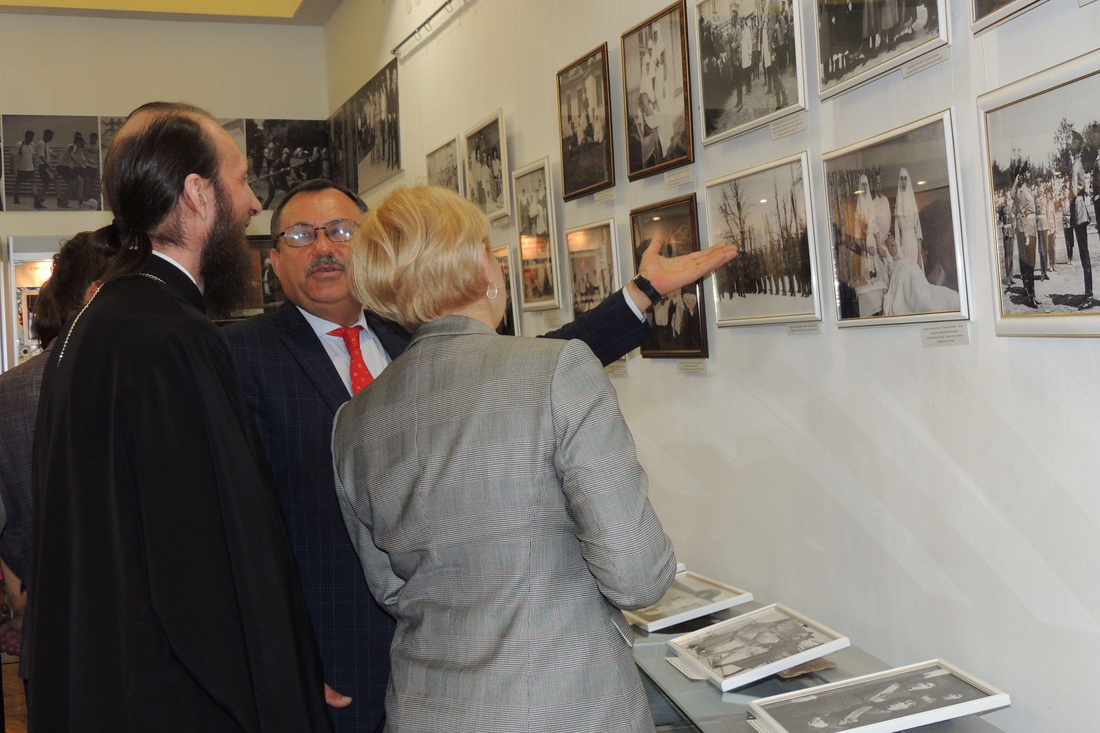 В Курском медицинском университете открылась выставка о Царской семье