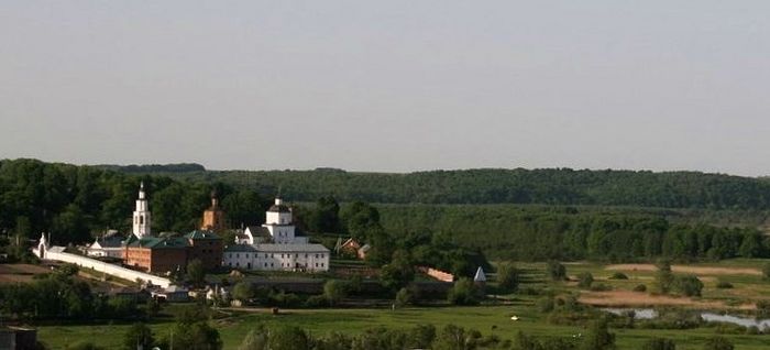 Вид Рыльского Свято-Николаевского монастыря