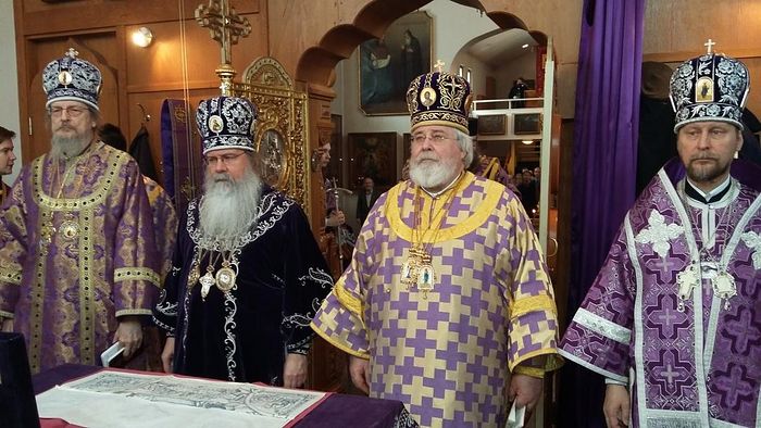 Abp. Leo of Finland and Met. Tikhon of America and Canada concelebrating at New Valaam Monastery in Finland in 2016. Photo: ort.fi