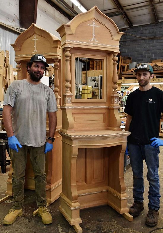 Master carpenter Bruno Sutter (left) with the finished kiots