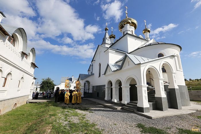 Photo: svlavra.church.ua