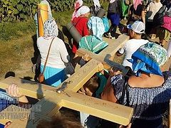 Procession to “Valley of Crosses” in Ukraine where Mother of God appeared draws thousands (+ VIDEO)
