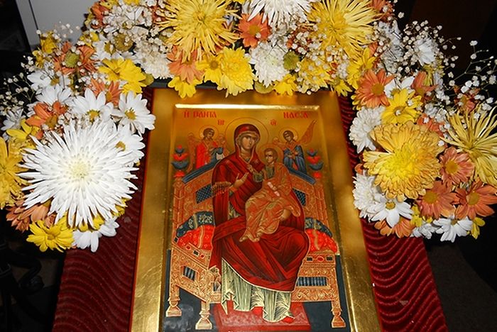 Икона Божией Матери «Всецарица». Фото с сайта vozneshram.ru