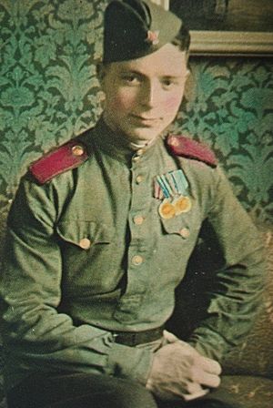 Минометчик Михаил Бойко. 1944 г.