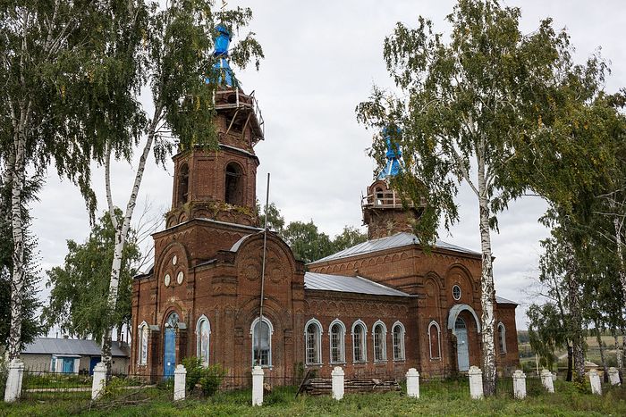 Дмитриевская церковь в селе Дмитриевка