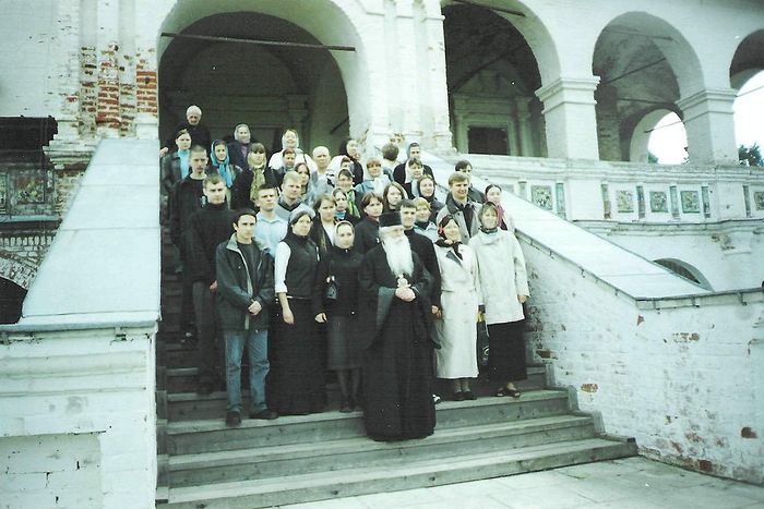 Митрополит Питирим, преподаватели кафедры и студенты МИИТа в Иосифо-Волоцком монастыре