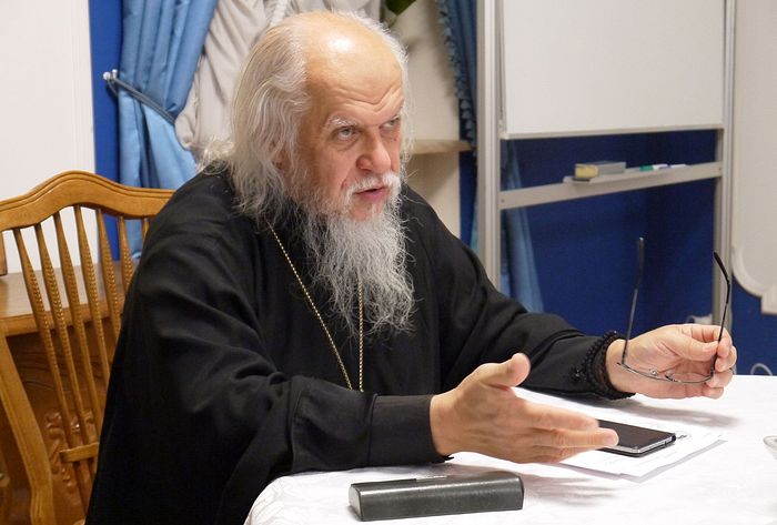 Епископ Пантелеимон проведет первое занятие и ответит на вопросы слушателей