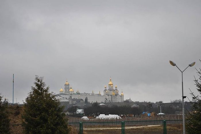 Вид на Почаевскую лавру с северо-восточной стороны