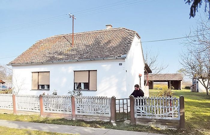 Кућанци: садашња кућа на месту родног дома патријарха Павла (Фото др Драго Милошевић)