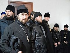 Ukraine accuses Orthodox priests of treason