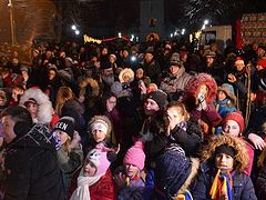 1,000+ children receive Christmas gifts from Romanian Diocese of Huși