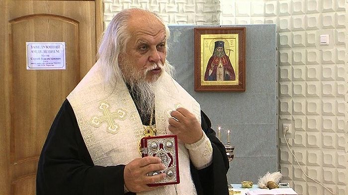 Епископ Пантелеимон с 1990 года является настоятелем храма благоверного царевича Димитрия при Первой градской больнице Москвы.