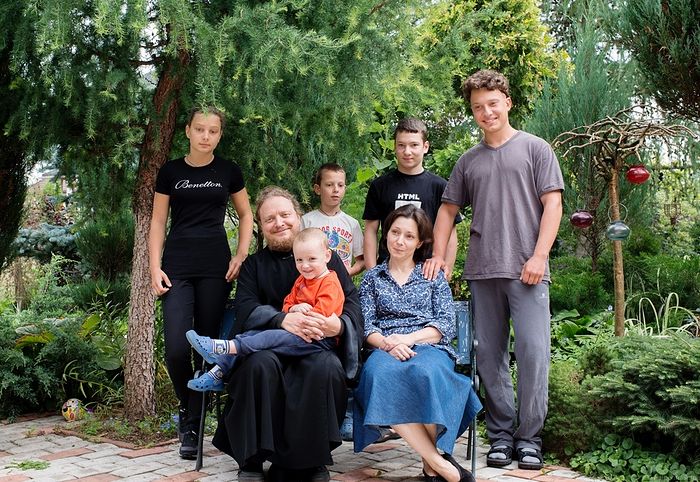 Протоиерей Федор Бородин с семьей